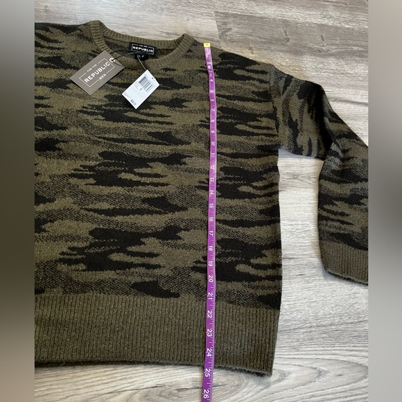 Men’s For the Republic Camo sweater size M - Picture 6 of 6